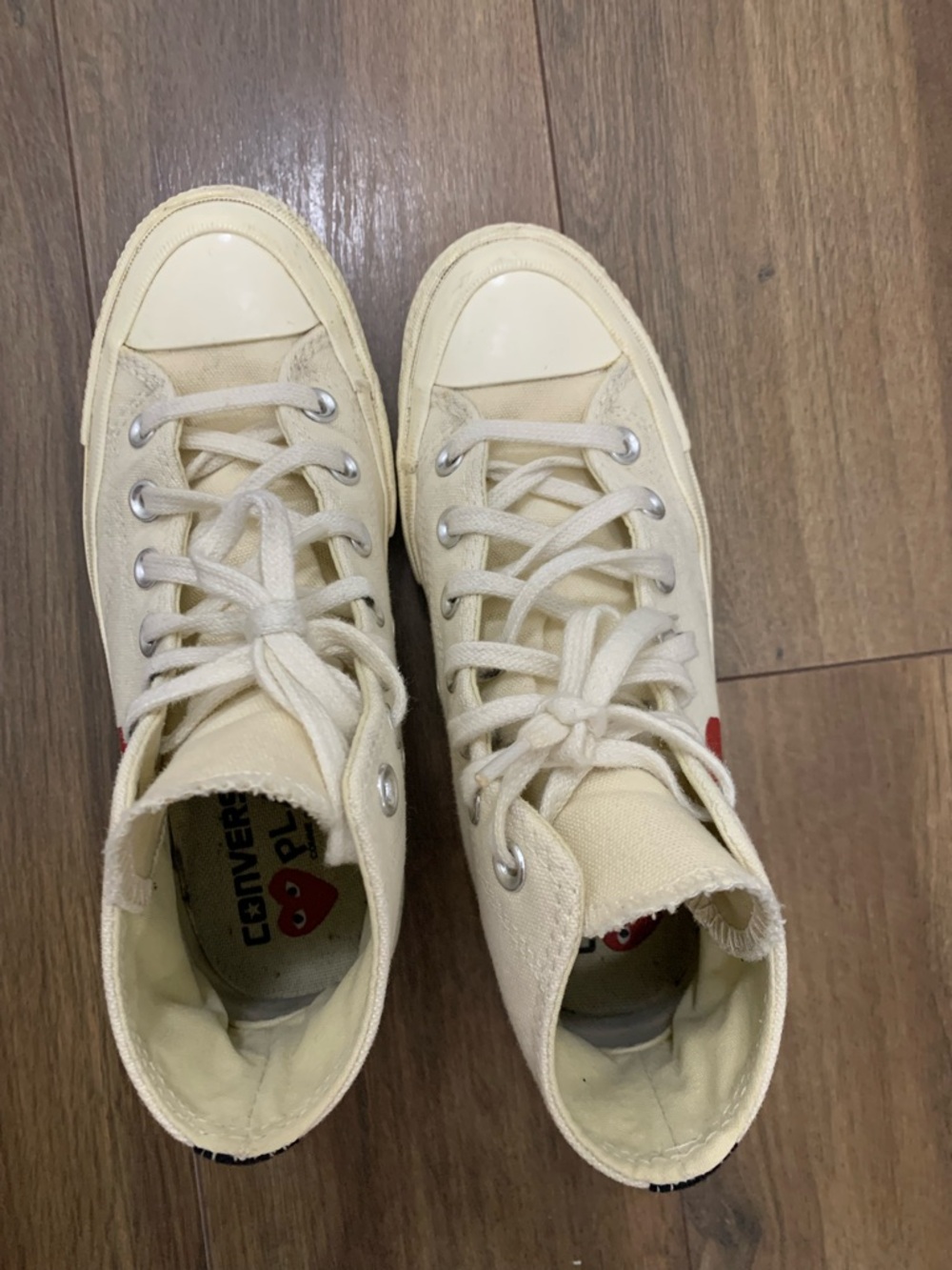 Converse High Top Sneakers in Cream with Black Heel Stripe red heart women’s 6 - Picture 10 of 12